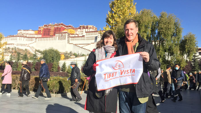 Visit the most iconic Potala Palace of Lhasa city