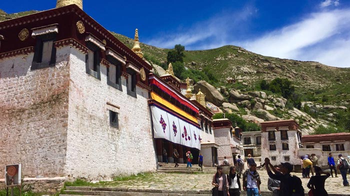  Sera Monastery 