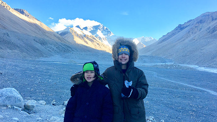  Mount Everest 