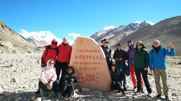  Everest Base Camp (EBC) 