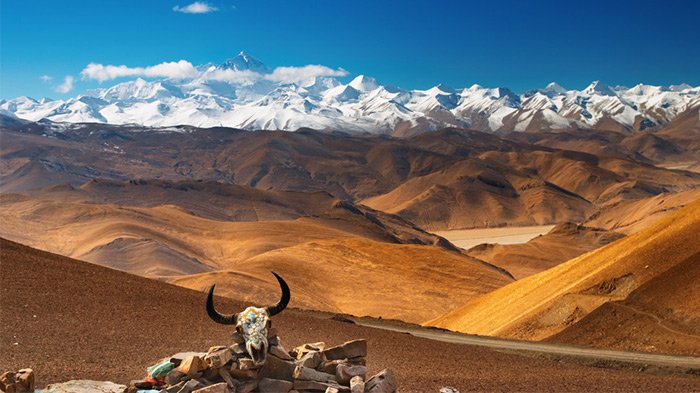 Pangla Pass in Tibet