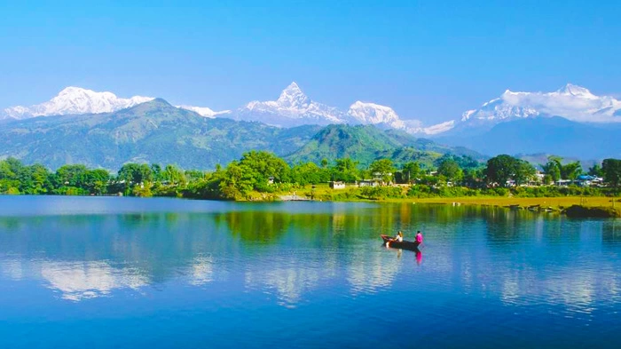 Visit Himalayan Range in Nepal Pokhara Phewa Lake