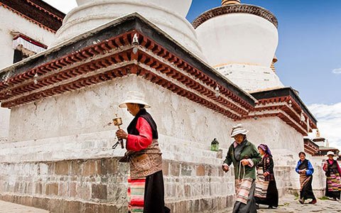 Top 8 Kora Routes in Tibet: where to experience the best Tibetan pilgrimage