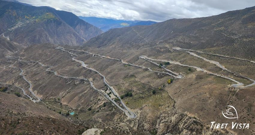 Chengdu to Tibet highway G318 via Nujiang River 72 turns