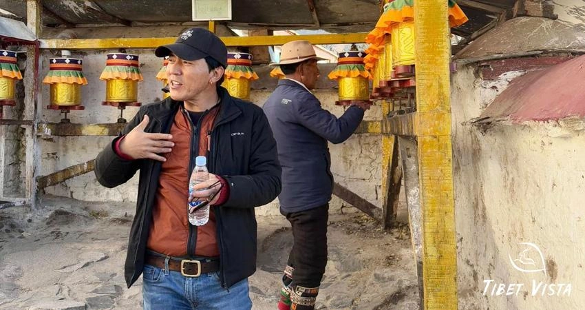 Our Tibetan travel guide