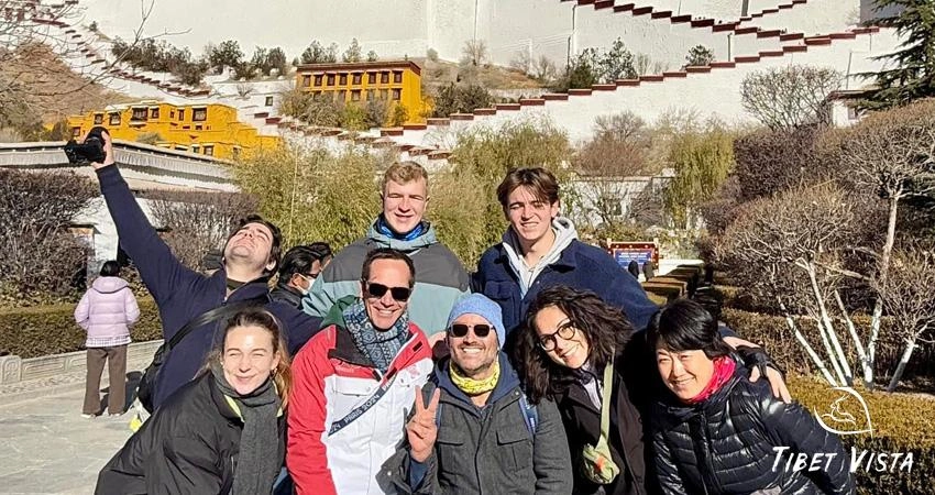 Take a photo of Potala Palace
