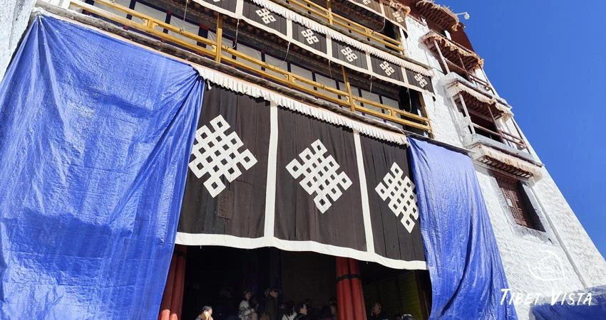 Tashilhunpo Monastery