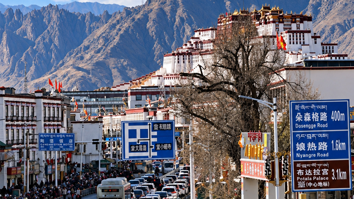 Central Tibet Travel Guide: Places, Routes & Best Time