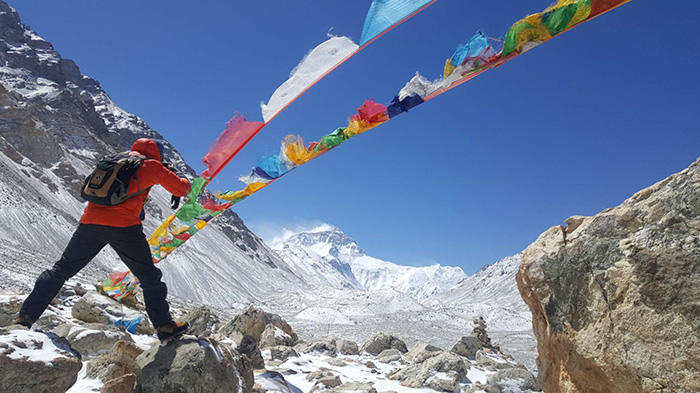 See the Peak of Mount Everest in Tibet Everest Base Camp