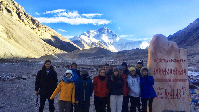  Mount Everest in Tibet 