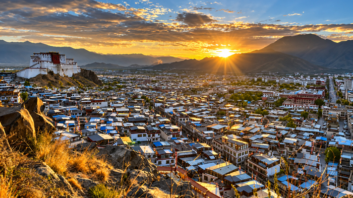 Central Tibet Travel Guide: Places, Routes & Best Time