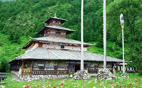 Top 7 Attractions in Gyirong County in Tibet 