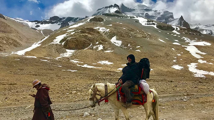 Mount Kailash trek porter