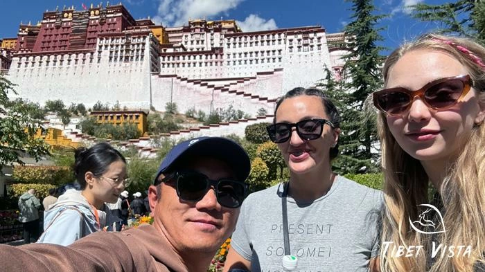 Potala Palace tour with our travel guide