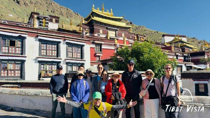 Visit Tashilhunpo Monastery in Shigatse