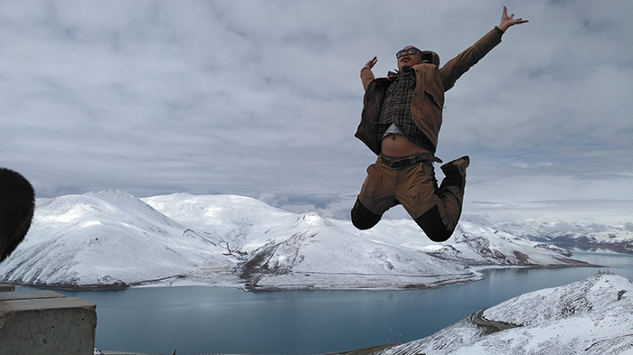 Yamdrok Lake in Tibet winter