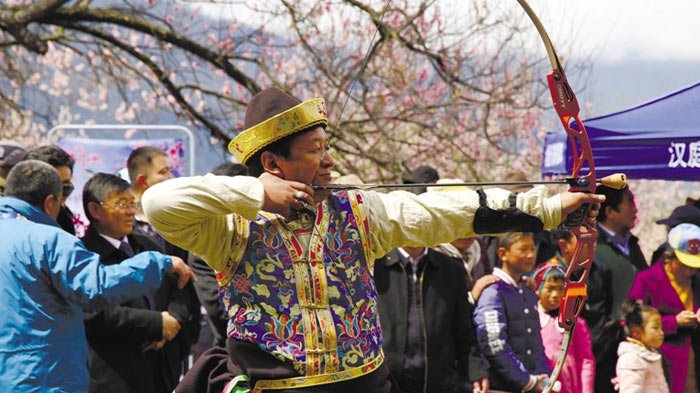Nyingchi whistling archery competition