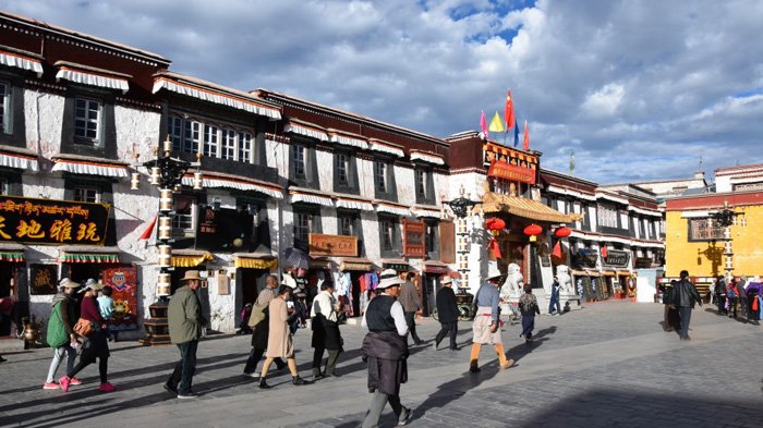 Tibet Barkhor Street in September
