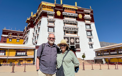 6 Days Gentle Lhasa Cultural Tour for Seniors