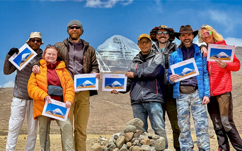 Best Tour Operator for Kailash Mansarovar Yatra: How to Choose Safely and Wisely for Indian and International Travelers