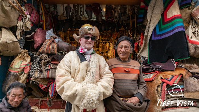 The diverse Tibetan traditional dress for sale in the Lhasa