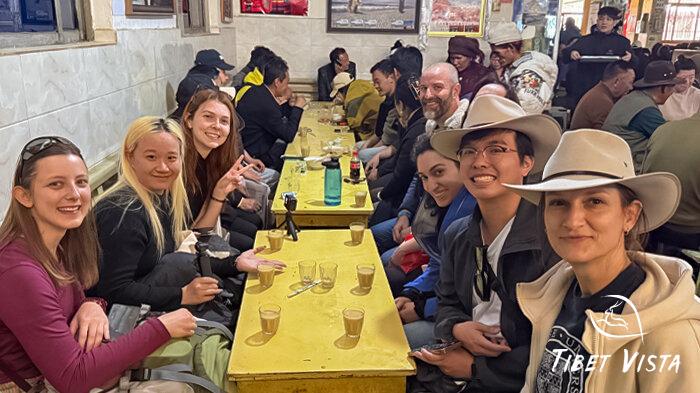 savor Tibetan sweet tea at Lhasa teahouses