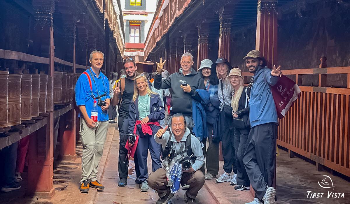 experience inner kora of jokhang temple