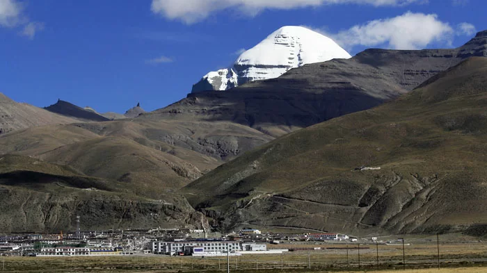 Darchen town at the foot of Mount Kailash