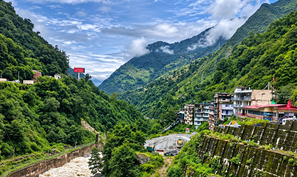 The breathtaking scenery around Zhangmu Border.