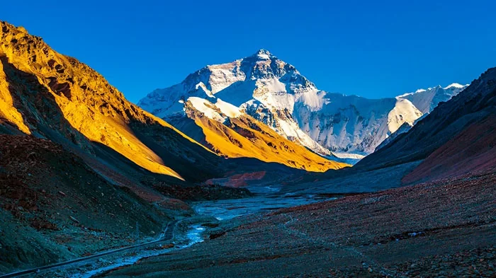 Visit Mount Everest