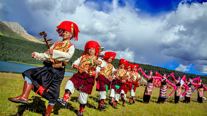 Khampa people celebrate the autumn harvest with lively dances