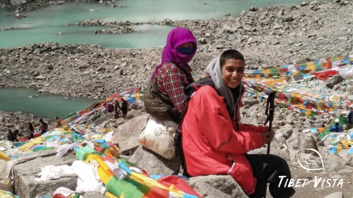 Our Guests Interact with Local Pilgrims