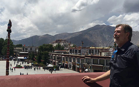 Potala Palace Surroundings: Useful Travel Tips around Potala Palace 