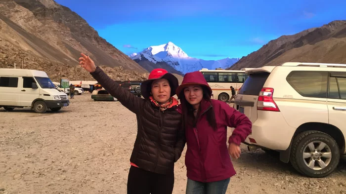 Self-driving car rental in Tibet Everest Base Camp