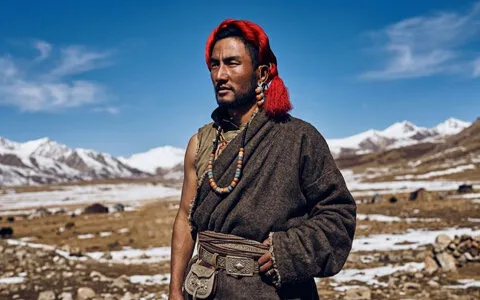 Tibetan Man: Explore Their Lifestyle, Charisma & Travel Tips in Tibet