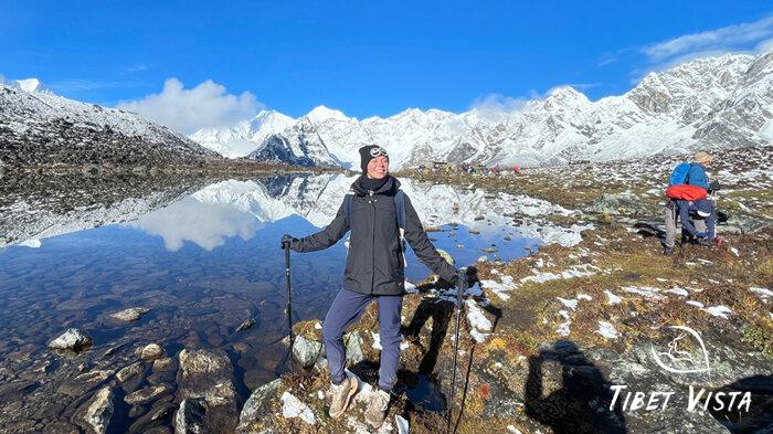 trek in the otherworldly gama valley in the eastern slope of mount everest