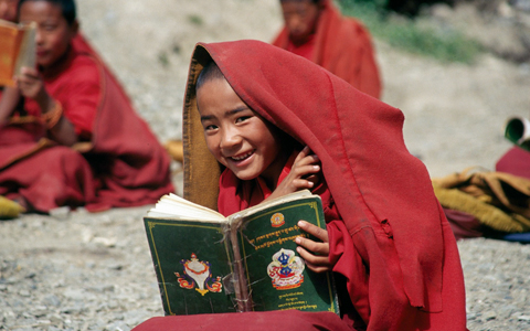 What Language Do Tibetans Speak? Language Tips for Your Tibet Tour