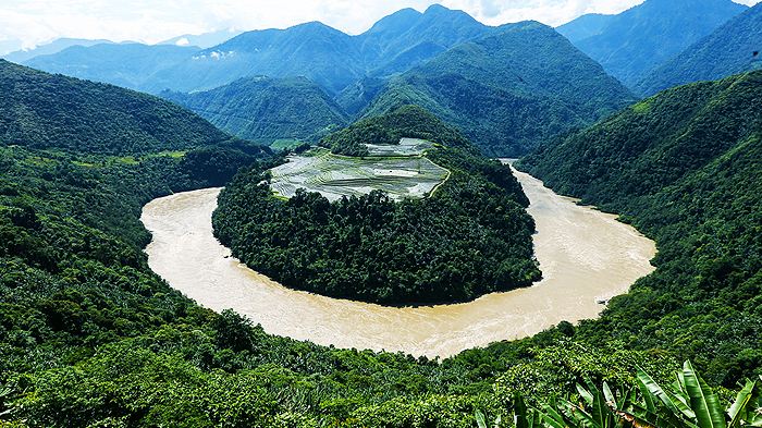 The Great Bend of the Yarlung Tsangpo River