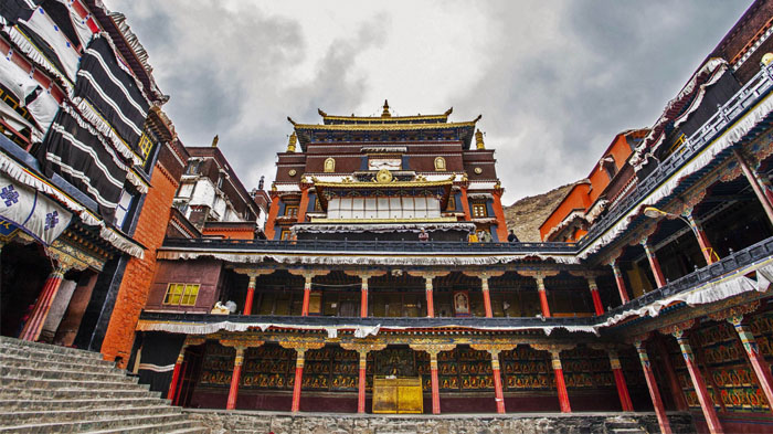 Inside of Tashilunpo Monastery