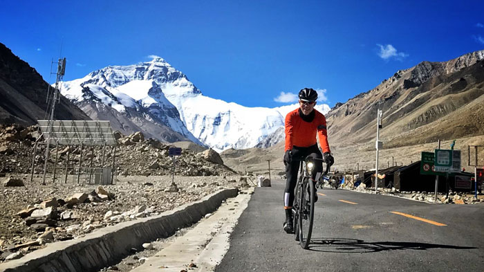 Cycling tour from Lhasa to EBC