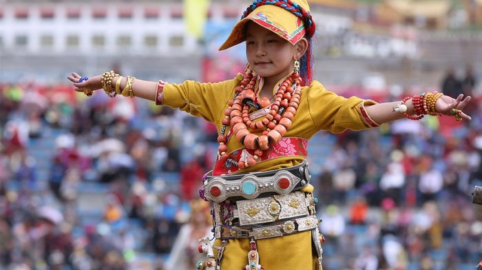 Tibetan shop traditional dress