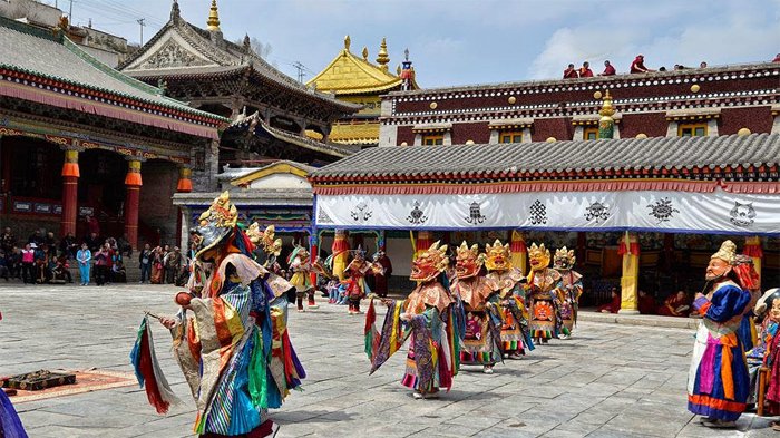 Tashilhunpo Festival in June