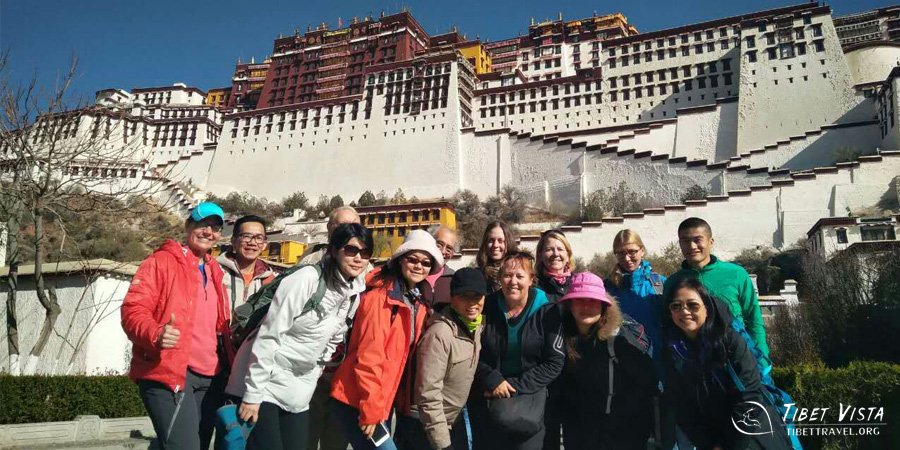 visit of Potala Palace in Lhasa
