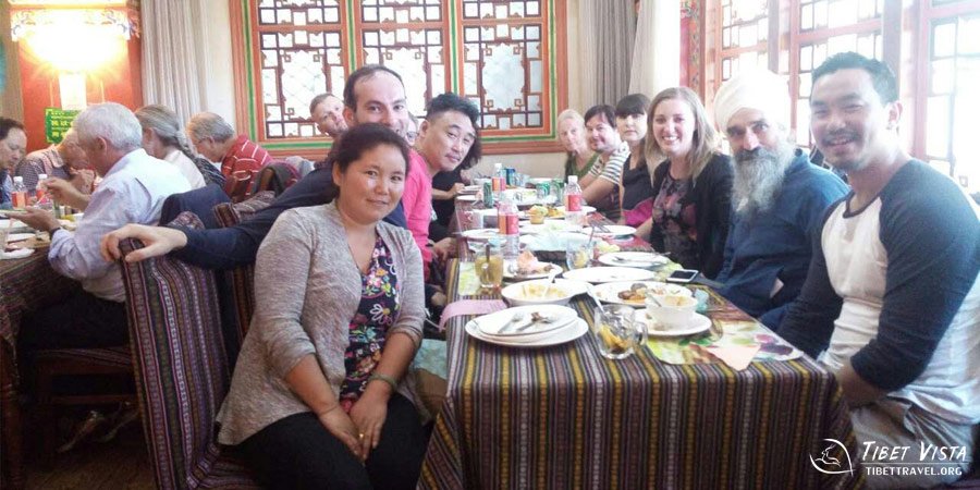 Tasting the traditional Tibetan cuisine in Tibet