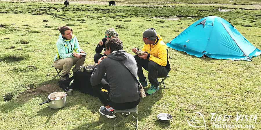 Eating Delicious Food