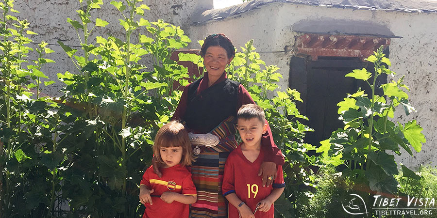   Tibetan people 