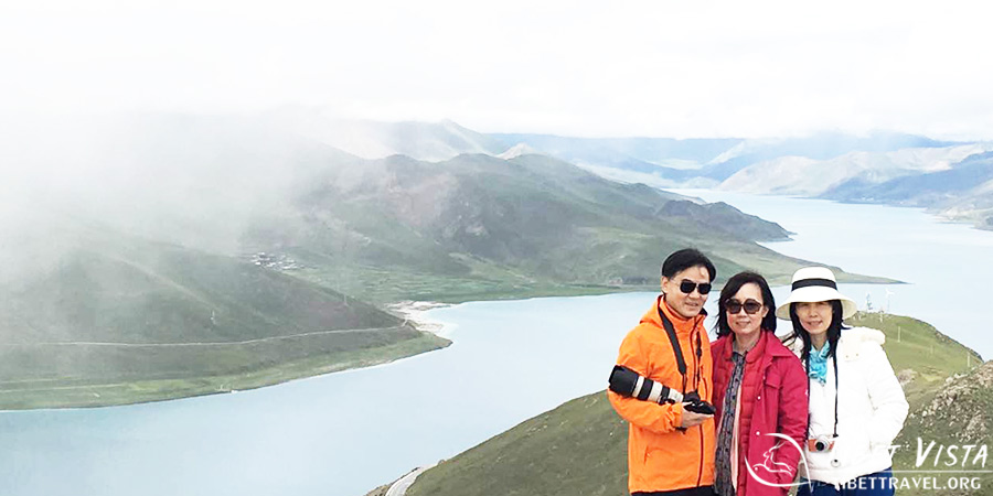 Yamdrok Lake