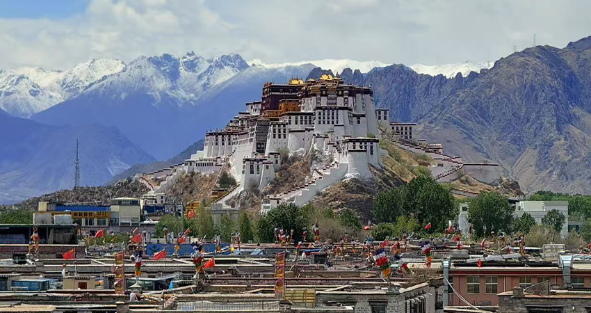 Different angle of the Potala Palace