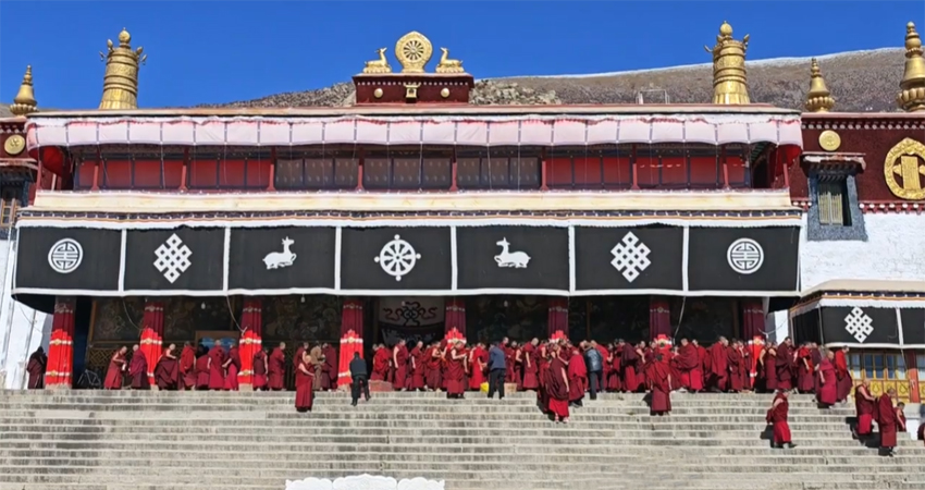 Crowd of monks at Drepung Monastery in Lhasa Tibet