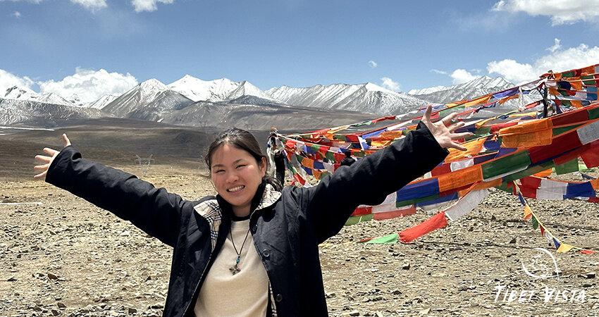Enter Qomolangma national nature preserve